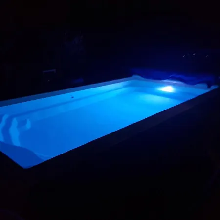 Tres Belle Avec Piscine Et Jaccuzi *