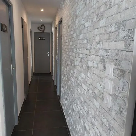 Tres Belle Avec Piscine Et Jaccuzi Villa *