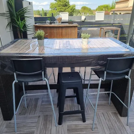 Tres Belle Avec Piscine Et Jaccuzi Villa *