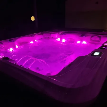 Tres Belle Avec Piscine Et Jaccuzi