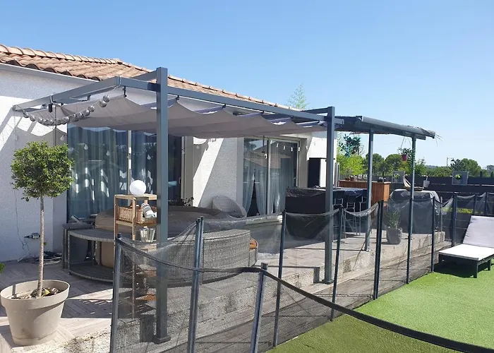 Tres Belle Avec Piscine Et Jaccuzi